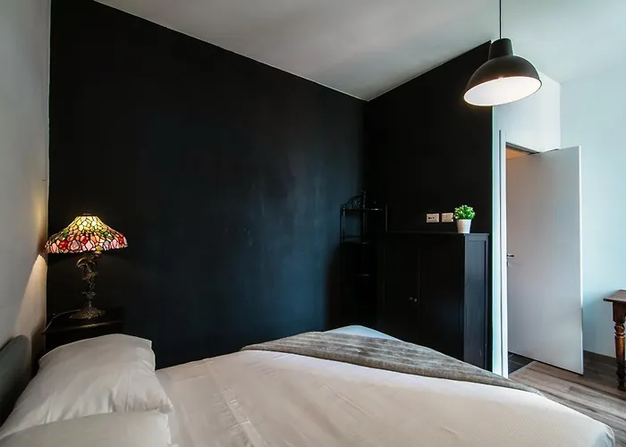 Glamour - By Myhomeincomo *